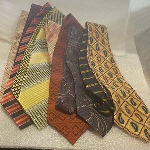 Lot of 10 modern and vintage ties